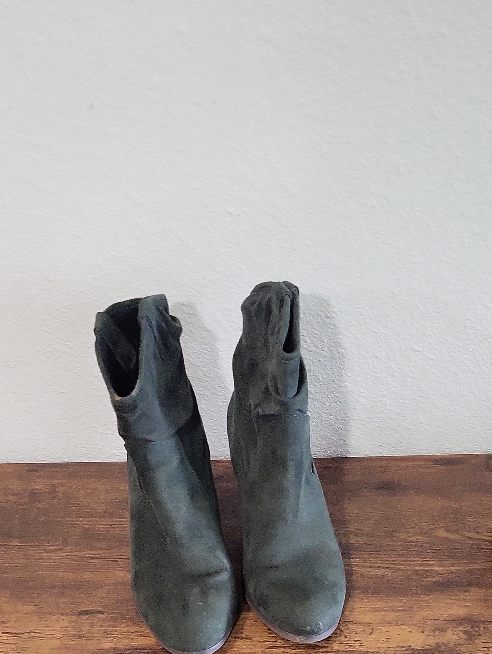 Shoe Dazzle Women's Olive Green Suede Ankle Booties